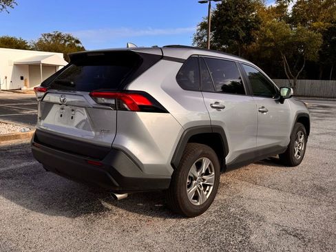 Used 2024 Toyota RAV4 XLE image 7