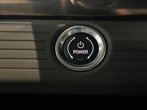 New 2025 GMC Hummer EV 2X image 19