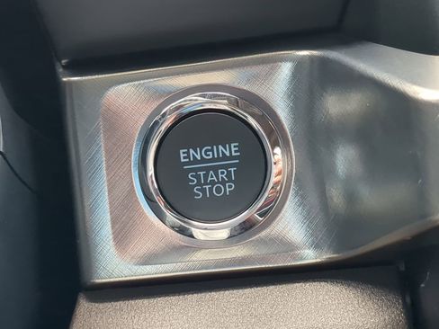 New 2025 Ford F350 King Ranch w/ Chrome Package image 28