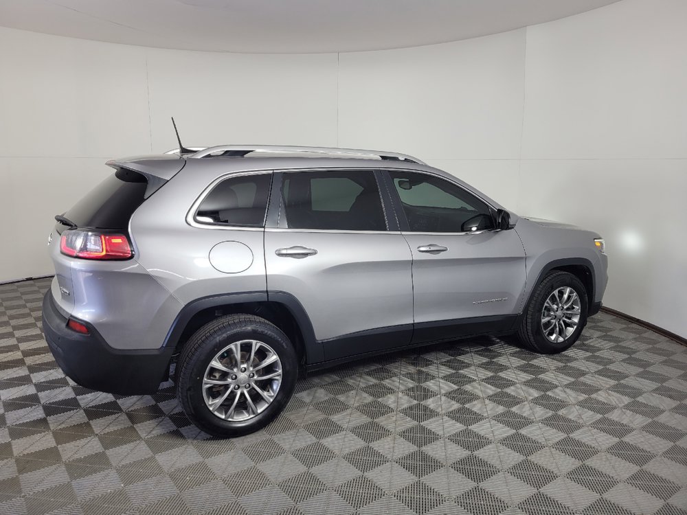 Used 2021 Jeep Cherokee Latitude Plus FWD image 10