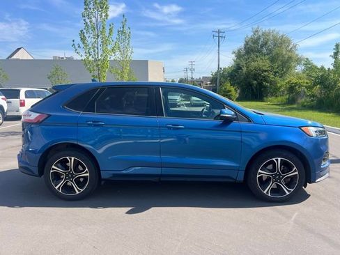 Used 2019 Ford Edge ST w/ Equipment Group 401A AWD/4WD image 4