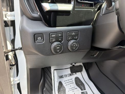 New 2026 Chevrolet Silverado 1500 RST AWD/4WD image 17
