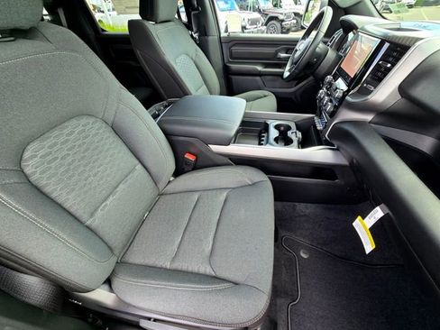 New 2026 RAM 1500 Express image 24
