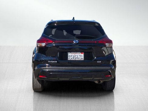 Used 2021 Nissan Kicks SV FWD image 6