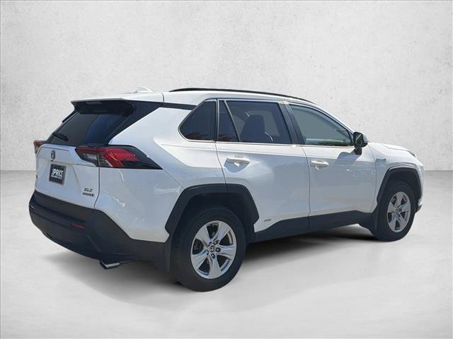 Used 2021 Toyota RAV4 XLE w/ Convenience Package AWD/4WD image 5