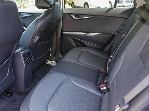 Used 2024 Kia Niro Wave FWD image 18