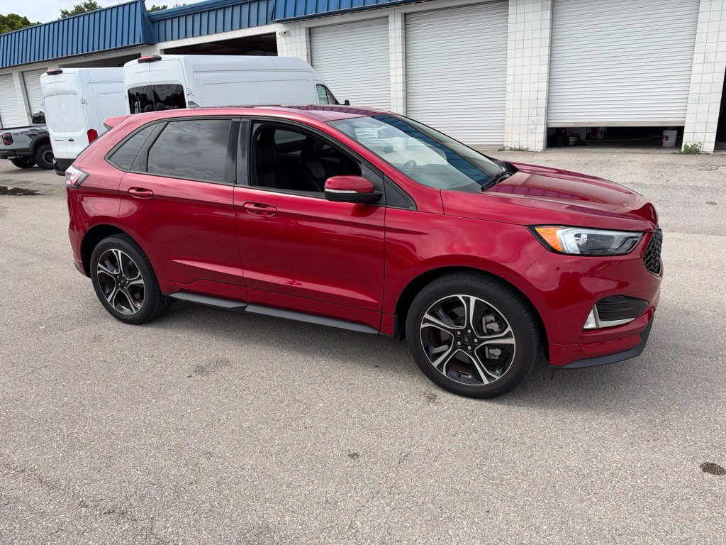 Used 2023 Ford Edge ST AWD/4WD image 1