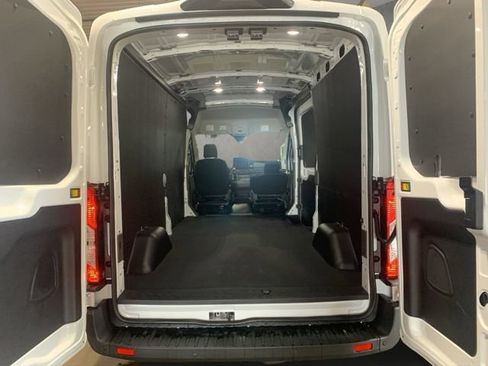 New 2026 Ford Transit 250 148 Medium Roof Extended AWD w/ Load Area Protection Package image 12