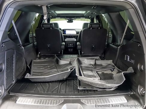 Used 2025 Chevrolet Tahoe High Country w/ Sun And Tow Package AWD/4WD image 22