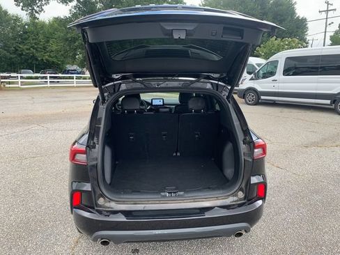 Certified 2024 Ford Escape ST-Line w/ Equipment Group 301A FWD image 9