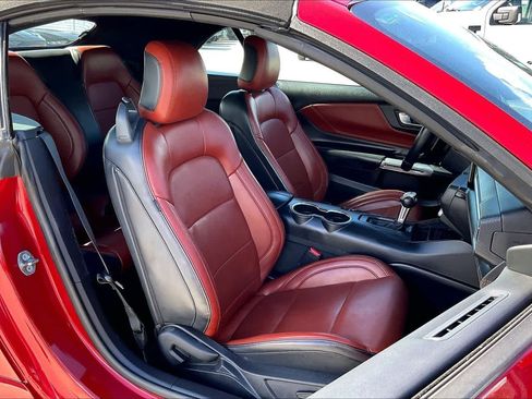 Used 2024 Ford Mustang GT Premium RWD image 12