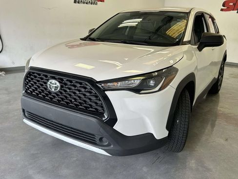 Used 2022 Toyota Corolla Cross L FWD image 7