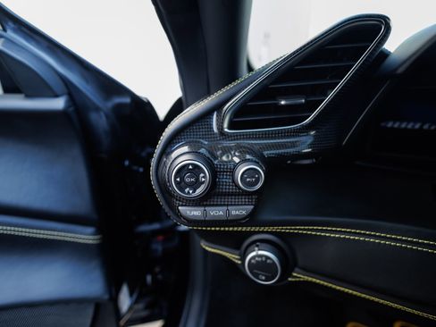 Used 2017 Ferrari 488 GTB image 38