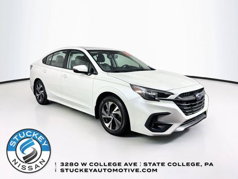 Used 2023 Subaru Legacy Premium AWD/4WD image 1
