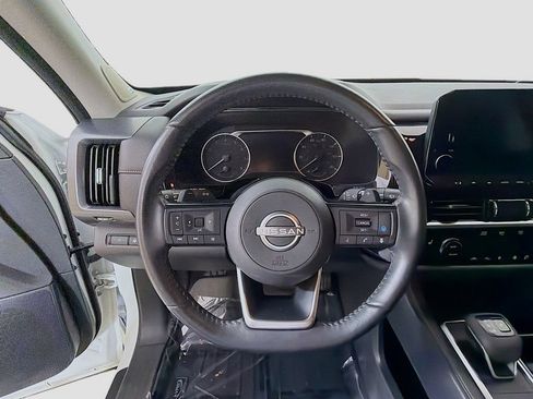 Used 2023 Nissan Pathfinder SL w/ SL Premium Package AWD/4WD image 37