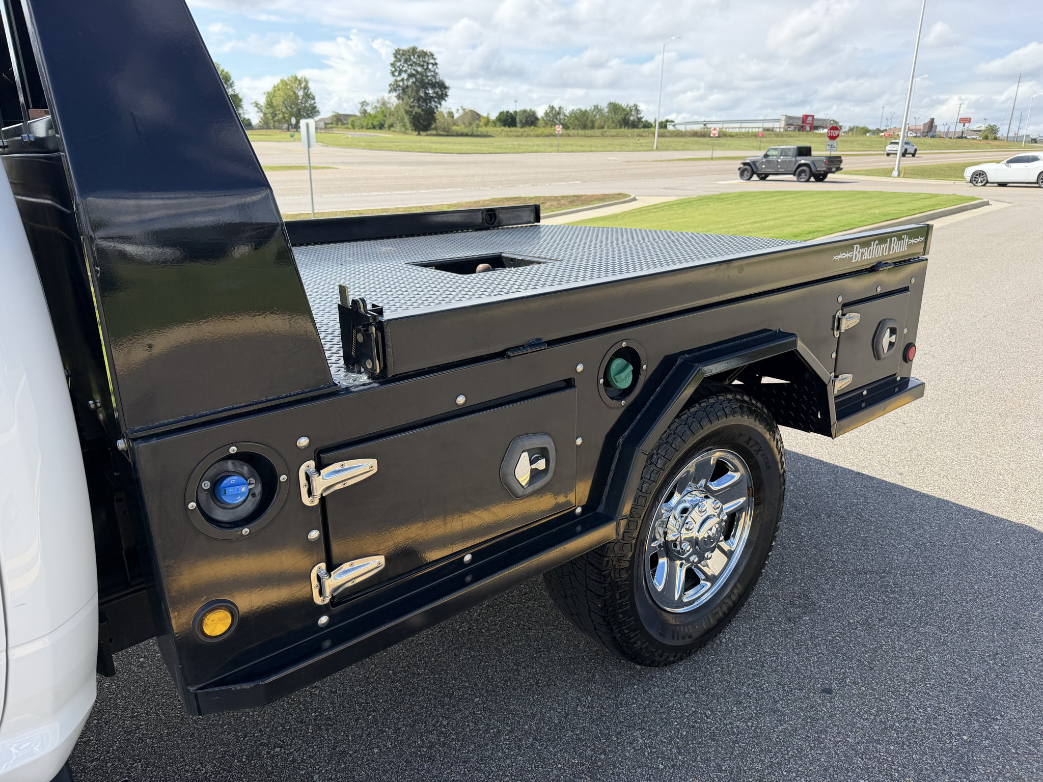 Used 2022 RAM 3500 Big Horn AWD/4WD image 13