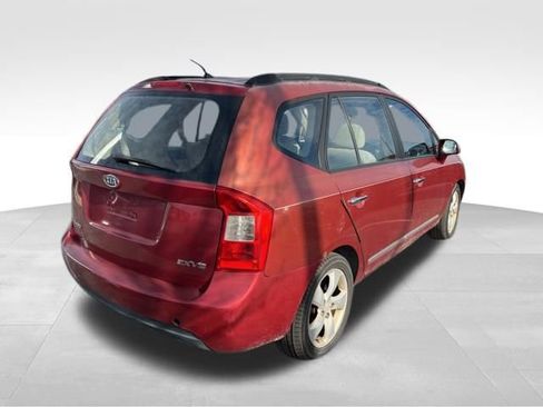 Used 2008 Kia Rondo EX w/ Premium Pkg image 7