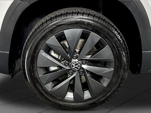 Used 2023 Volkswagen Taos S w/ Driver Assistance Package image 10