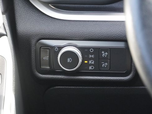 Used 2021 Ford Explorer XLT w/ Equipment Group 202A image 40