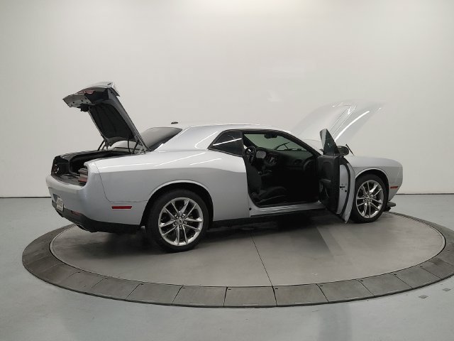 Used 2022 Dodge Challenger GT AWD/4WD image 16