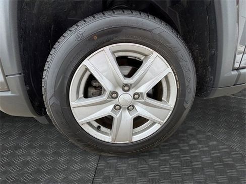 Used 2022 Jeep Compass Latitude image 13