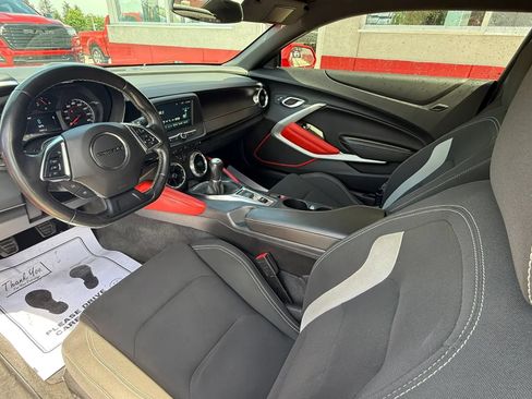 Used 2018 Chevrolet Camaro LS RWD image 8