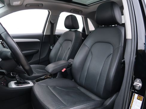 Used 2017 Audi Q3 2.0T Premium image 12