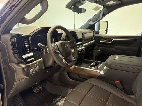 New 2026 Chevrolet Silverado 2500 High Country w/ High Country Premium Package image 9