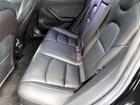Used 2019 Tesla Model 3 Standard Range RWD image 28