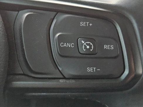 Used 2022 Jeep Wrangler Unlimited Sport AWD/4WD image 23