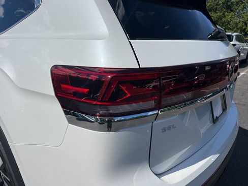 New 2026 Volkswagen Atlas SEL image 12