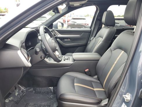 Used 2026 MAZDA CX-90 3.3 Turbo S w/ Premium Plus AWD/4WD image 11