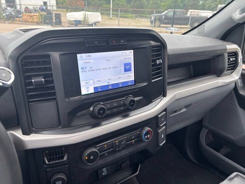 Used 2022 Ford F150 XL w/ Equipment Group 101A High RWD image 10