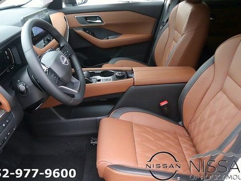 New 2026 Nissan Rogue Platinum w/ Platinum Premium Package AWD/4WD image 13