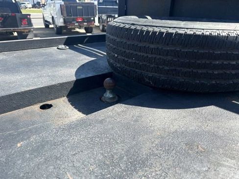 Used 2014 RAM 2500 Tradesman w/ Chrome Appearance Group image 14