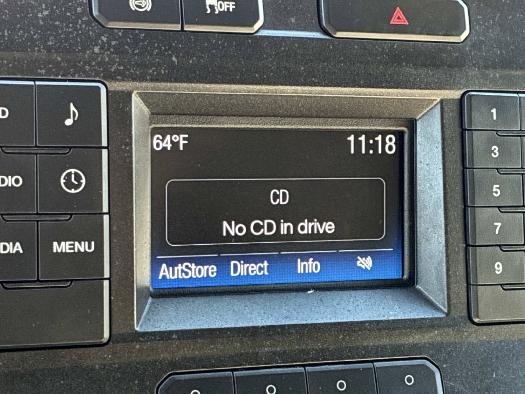 Used 2017 Ford F550 4x4 Regular Cab Super Duty image 34