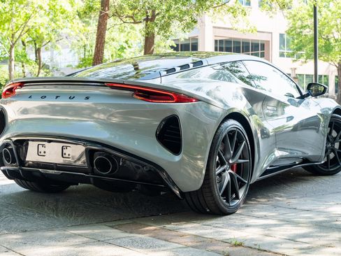 New 2025 Lotus Emira image 3
