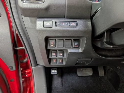 Used 2025 Nissan Frontier PRO-4X w/ Pro Premium Package AWD/4WD image 22