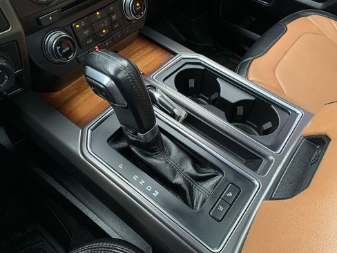 Used 2017 Ford F150 Limited image 33