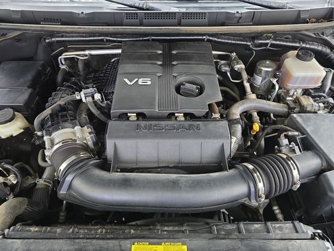 Used 2022 Nissan Frontier Pro-X image 28