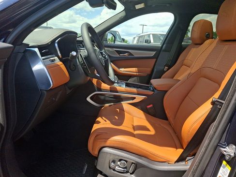 New 2026 Jaguar F-PACE R-Dynamic S AWD/4WD image 11