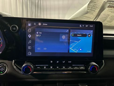 Used 2024 Chevrolet Colorado LT w/ LT Convenience Package RWD image 17