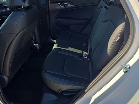 New 2026 Kia Sportage EX image 19