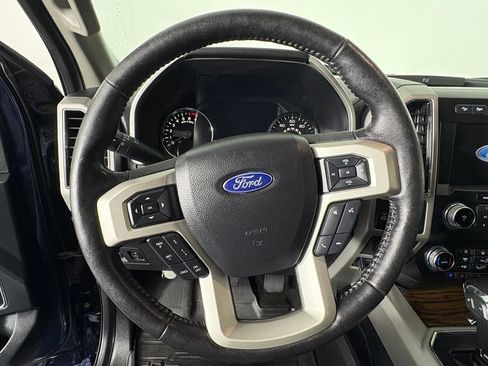 Used 2019 Ford F150 Lariat w/ Equipment Group 502A Luxury AWD/4WD image 2