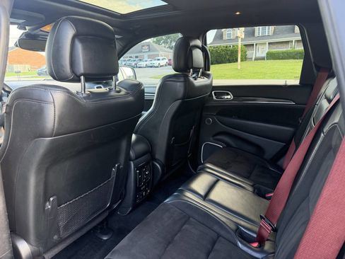 Used 2019 Jeep Grand Cherokee SRT AWD/4WD image 21