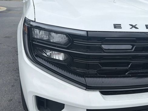 New 2027 Ford Expedition Platinum w/ Stealth Performance Package AWD/4WD image 28