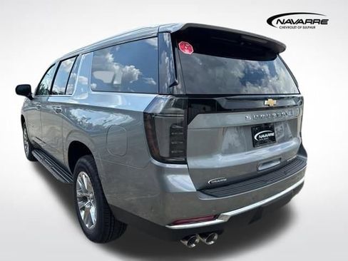 New 2025 Chevrolet Suburban Premier image 9