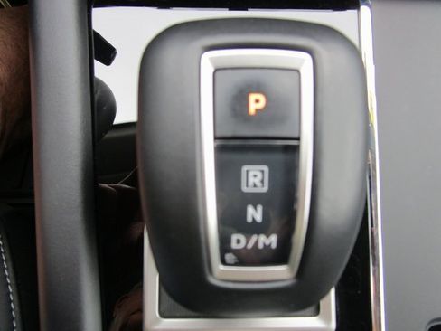 Used 2024 Mitsubishi Outlander SE image 48