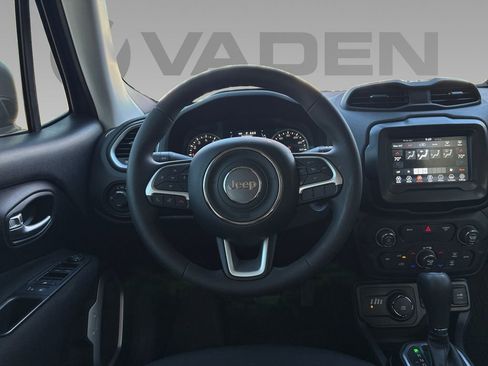 Used 2019 Jeep Renegade Sport w/ Sport Appearance Group image 9