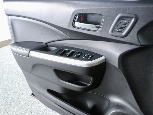 Used 2015 Honda CR-V Touring image 22